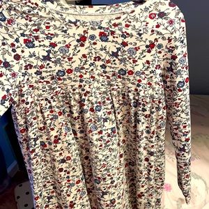 Can be worn as a dress or as a top with leggings. Floral stretchy soft material